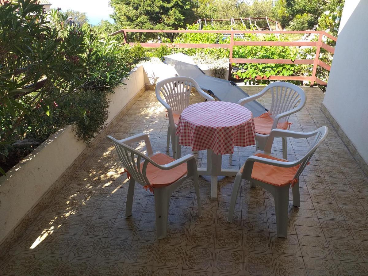 Beachfront House Nada - Happy Rentals Karlobag Luaran gambar